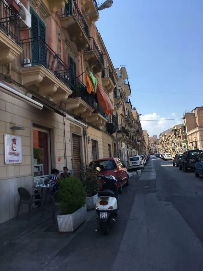 Big Mom House Apartment Palermo